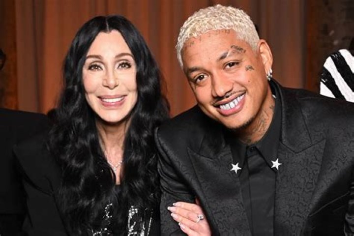 40 Pictures of Cher and Her Husband Gregg Allman During Their Short