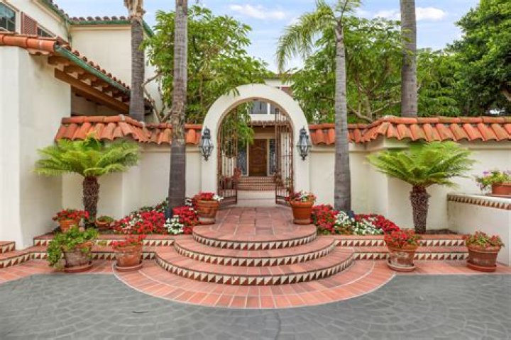 A Peek Inside Griselda Blanco's Lavish Miami Mansion