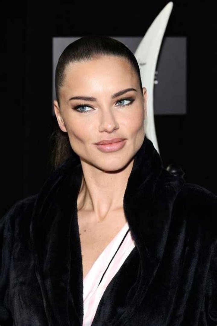 Abtreibung Essen Nachl&auml;ssigkeit adriana lima 2001 Reiten Torrent Kolibri