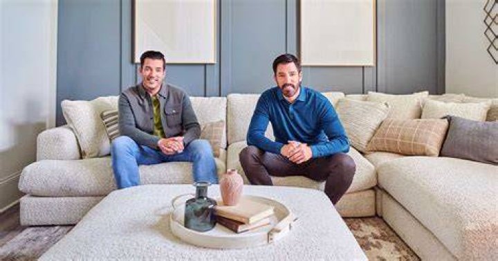 All About Jonathan and Drew Scott's Brother, J.D. Scott