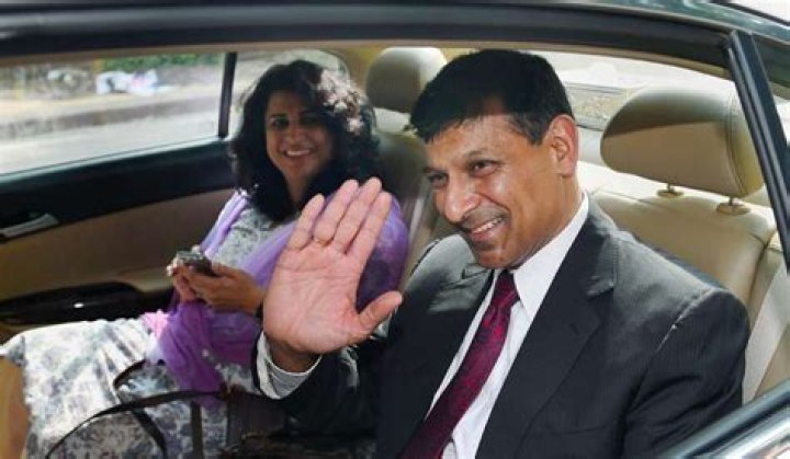 As Rajan departs, RBI opens door to Islamic finance