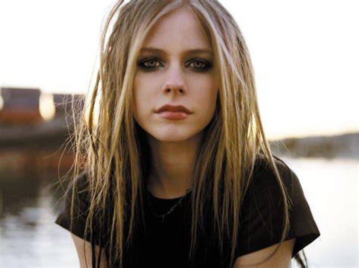 Avril Lavigne Shows Us How To Do Divorce The Right Way Goalcast