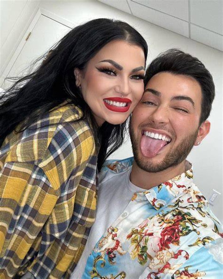 Bailey Sarian Age Wiki, Net worth, Bio, Height, Husband