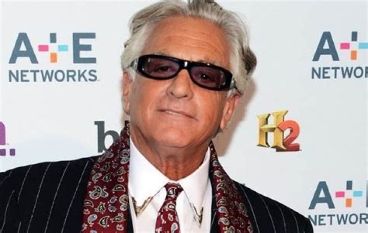 Barry Weiss bio net worth, age, height, weight, wife, kids, wiki