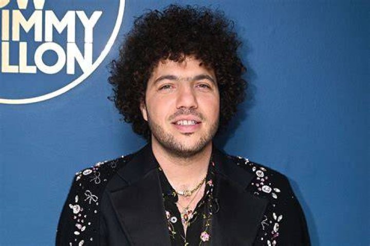 benny blanco Teams Up with Gracie Abrams for New Song &ldquo;Unlearn&rdquo; pm
