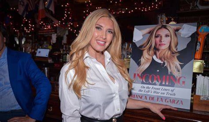 Bianca De La Garza Newsmax r/hot_reporters