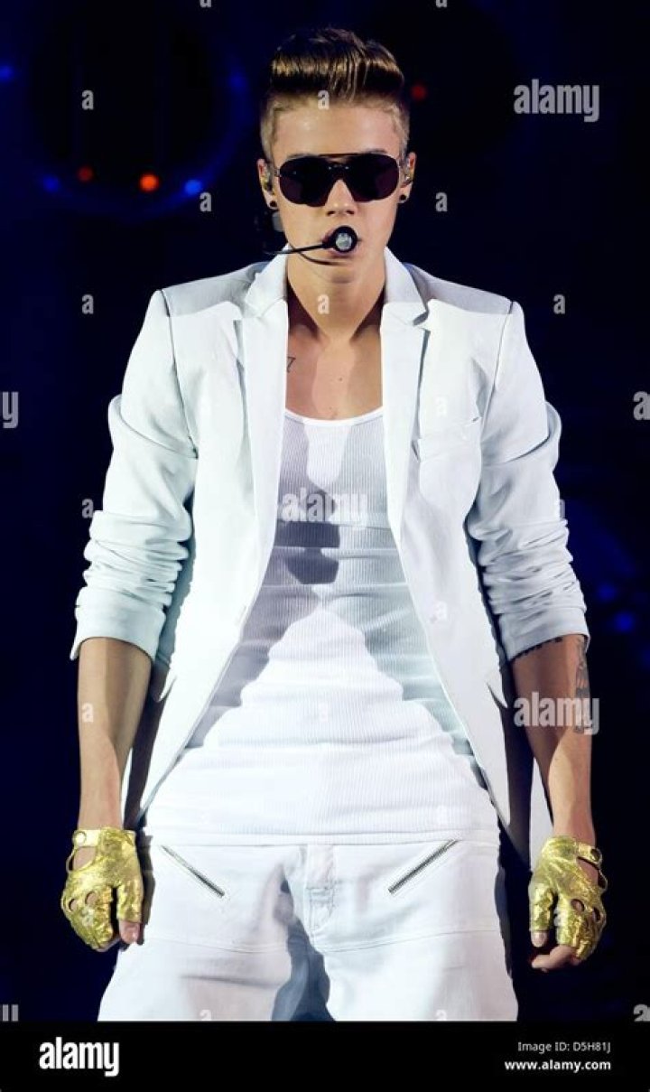 Canadian Pop Star Justin Bieber Cancels Israel Concert I24NEWS