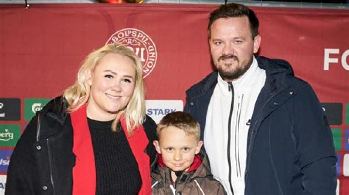 Cecilie Schmeichel deler kryptisk billede fra sit nye hus Hvad skal