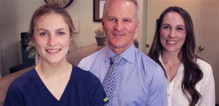 Chiropractor Colorado Springs West Dr. Molly Kallenbach DC Clinic Tour