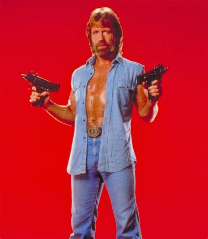 Chuck Norris / Promo Photos "Invasion U.S.A."( 1985 ) Chuck norris