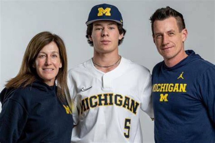 Craig Counsell Wife, Who Is Michelle Counsell? Children, Family, Net Worth