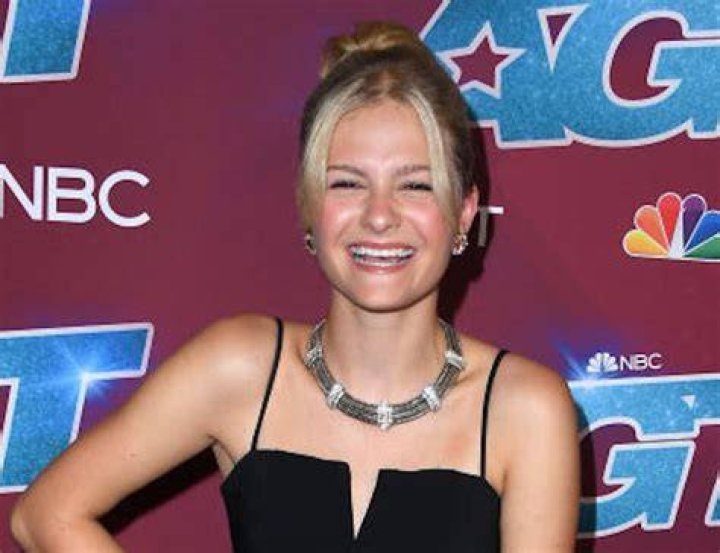 Darci Lynne Farmer Writes An Original Song About Relationships 'Let's