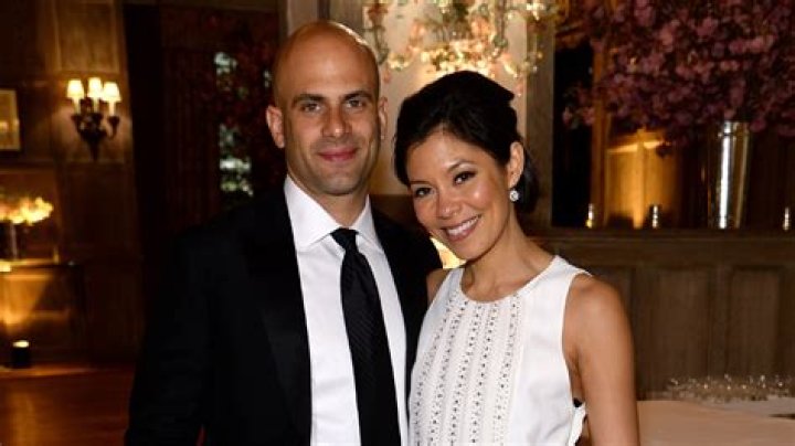 Did Alex Wagner Announce Divorce Amidst Tumultuous Times?