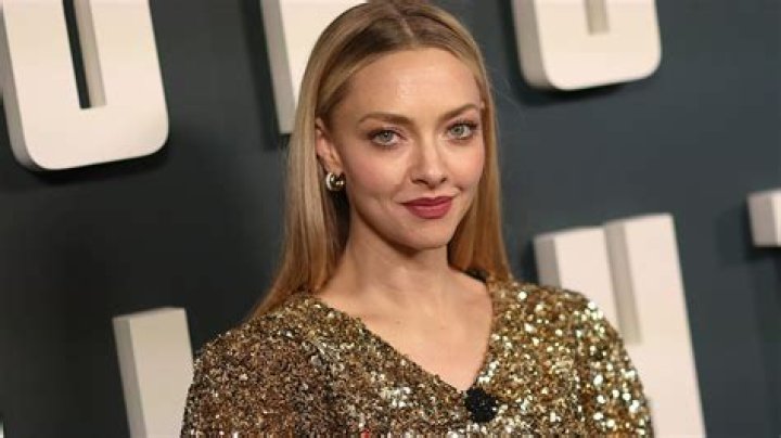 Discover The Hidden Truths Of Amanda Seyfried's Height