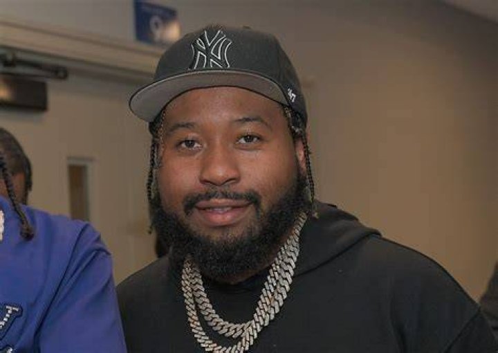 DJ Akademiks AKA The Netgrotiator's Net Worth, GirlFriend, Career& Bio
