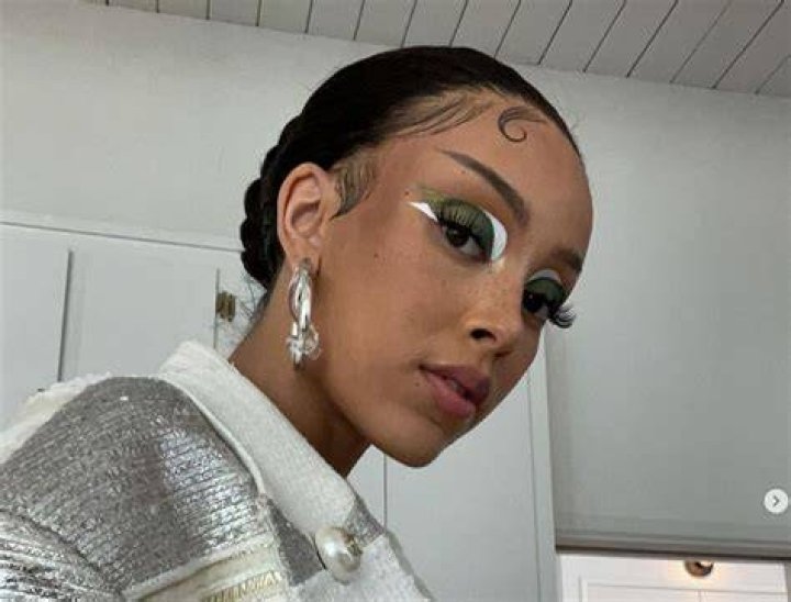 Doja Cat’s Net Worth How She Makes And Spends Her Money