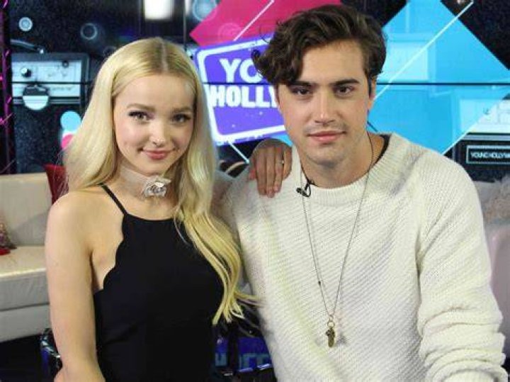 Dove Cameron’s Boyfriend History Meet All The Guys She’s Ever Dated
