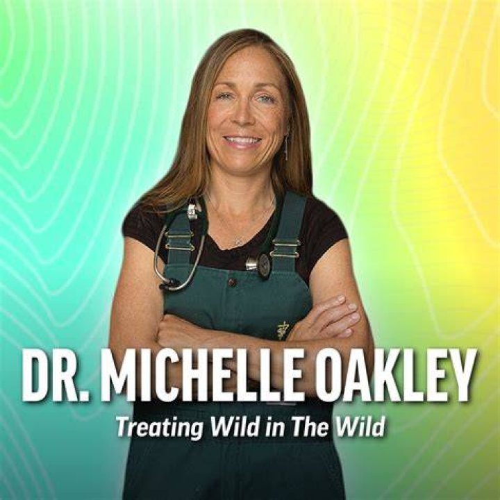 Dr Michelle Oakley Bio Wiki Age Height Husband Daughters Yukon Vet