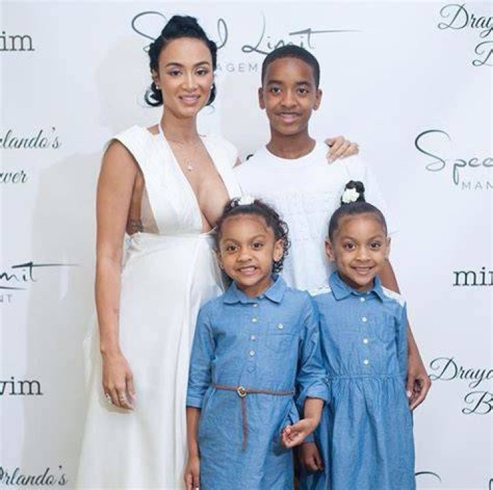 Draya in the kids waiting on baby Bro