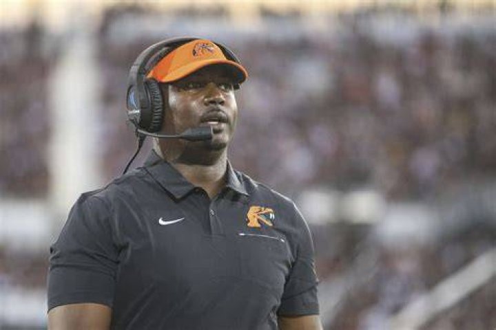 Duke offers FAMU head football coach Willie Simmons a coaching job