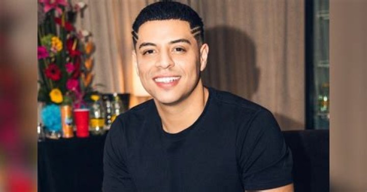 Eduin Caz ¿De qué operaron al vocalista de Grupo Firme?