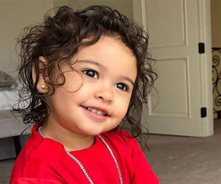 Elle McBroom Bio, Facts, Family Life of Austin McBroom’s Daughter