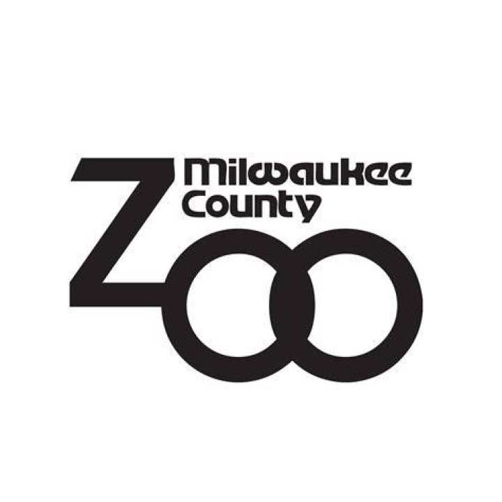 FilePeacock Milwaukee County Zoo.jpg Simple English Wikipedia, the free encyclopedia