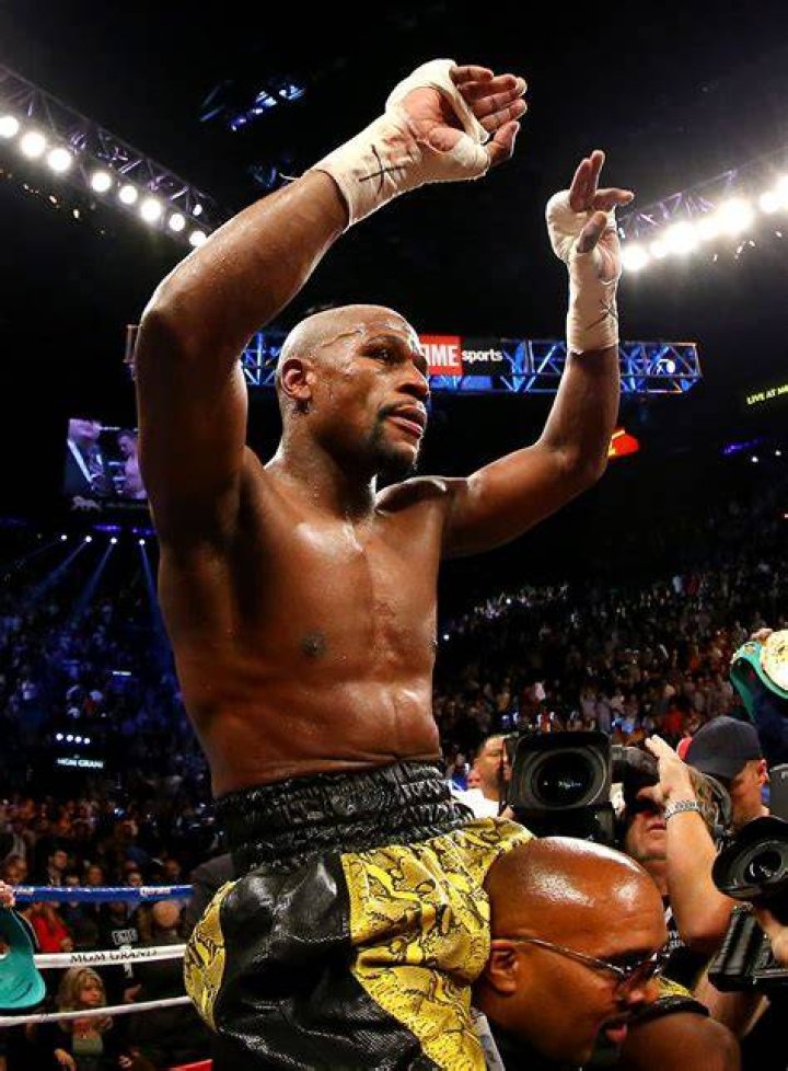 Floyd Mayweather Jr. Official MMA Fight Record (001)
