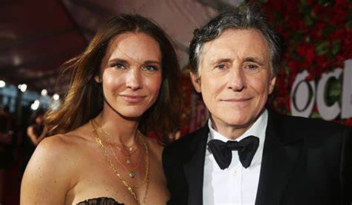 Gabriel Byrne marries Hannah Beth King