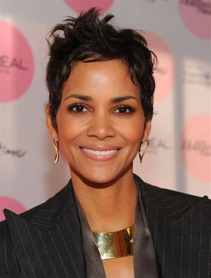 Halle Berry Different Hairstyles 2012 Lifestyles 717