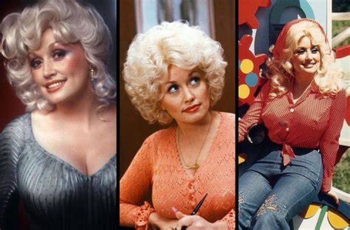How Dolly Parton’s Boobs and Plastic Surgery Impacted Her Career