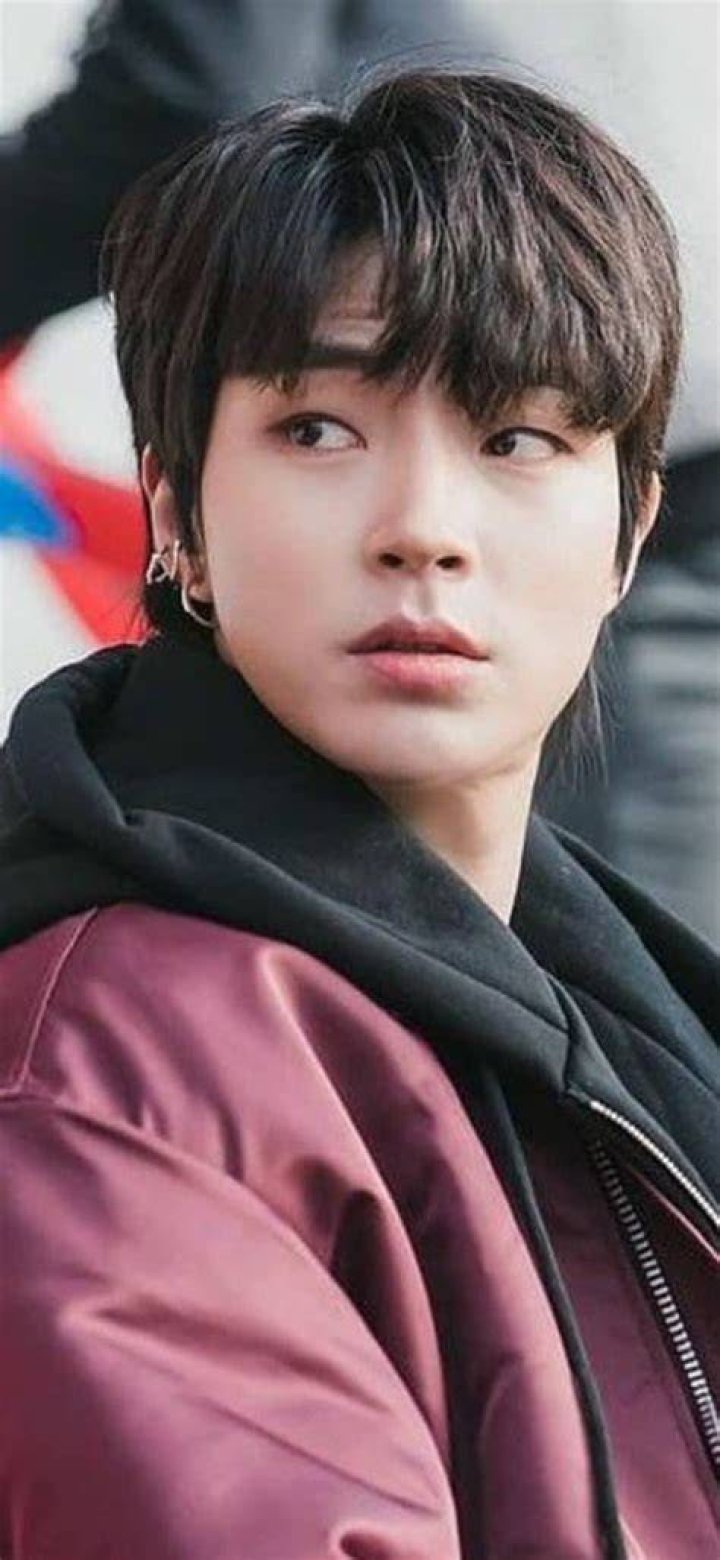 Hwang In Yeop as Han Seo Joon for Kdrama True beauty. 18again kdrama