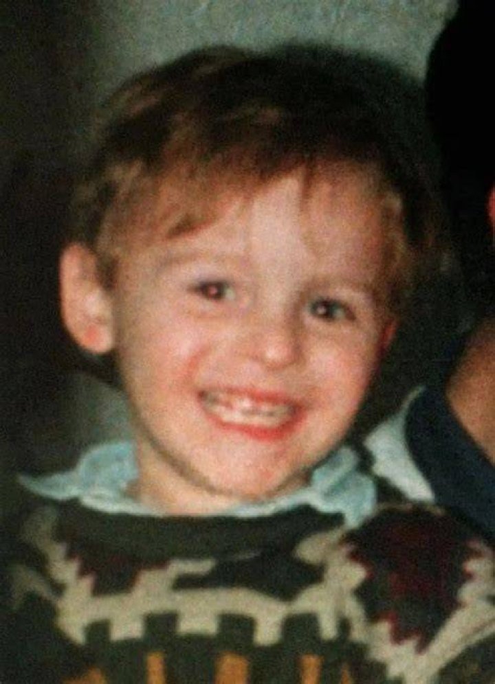 James Bulger's mum writes to PM over Jon Venables parole