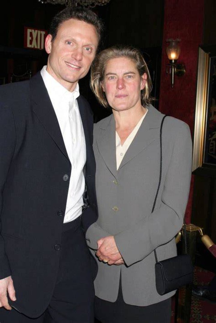 Jane Musky, Tony Goldwyn