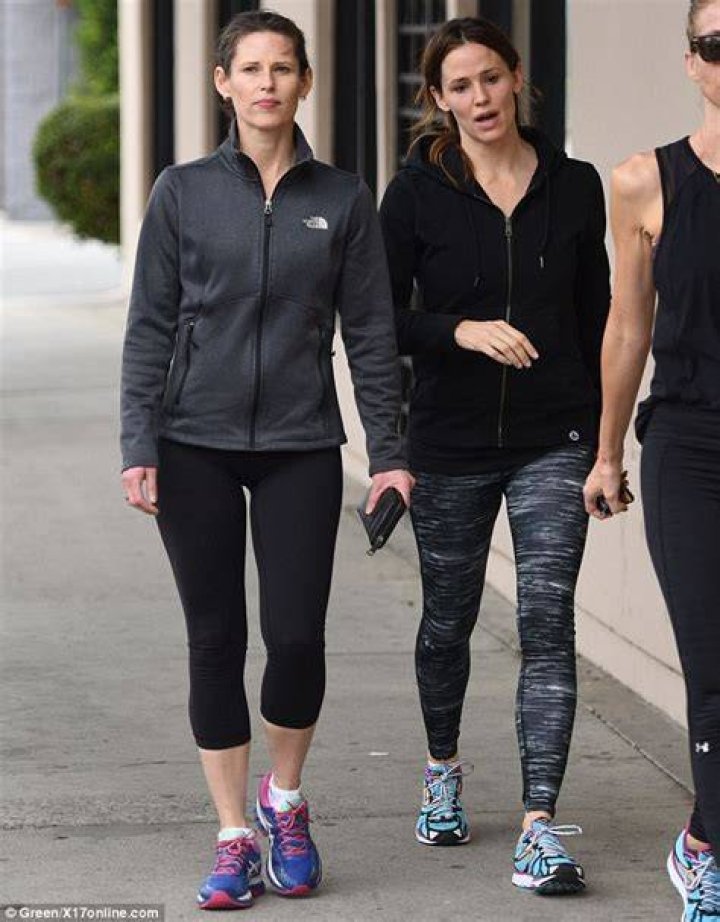 Jennifer Garner’s Sister Melissa Garner Wylie Biography, Age + Net