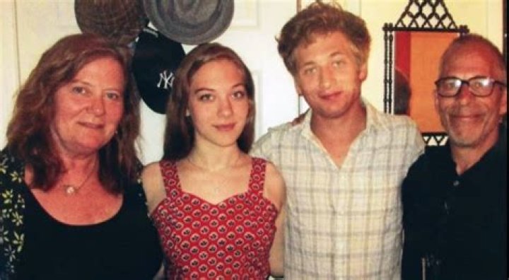 Jeremy Allen White Parents Meet Eloise Zeigler and Richard White