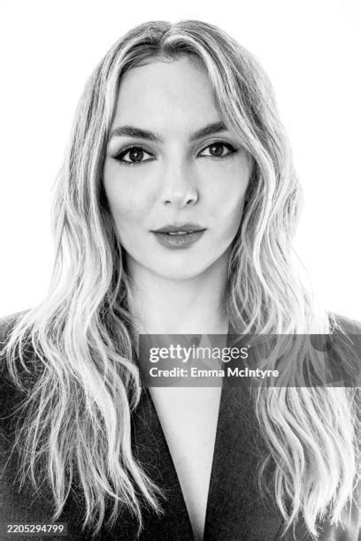 Jodie Comer poses with new boyfriend James Burke as she's 'cancelled' on Twitter for 'dating a