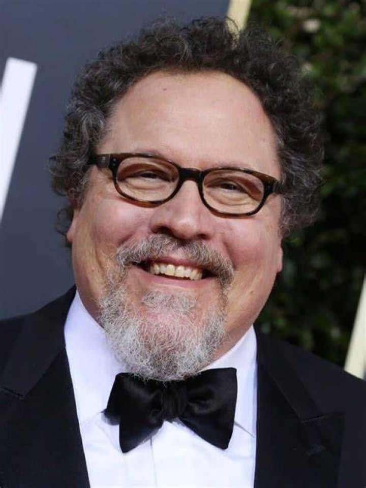 Jon Favreau Net Worth (2021), Height, Age, Bio and Facts