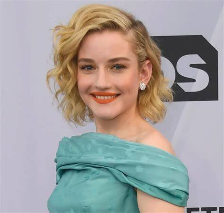 Julia Garner Net Worth Julia Garner Net Worth
