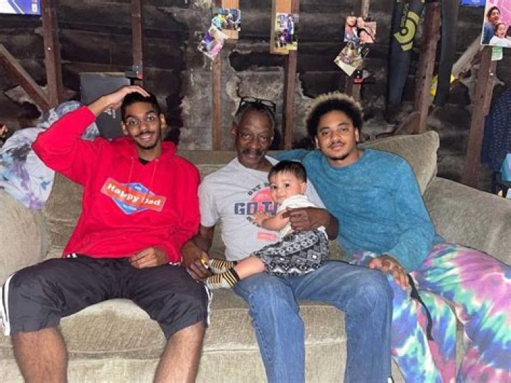 Julian Corrie Broadus Ig