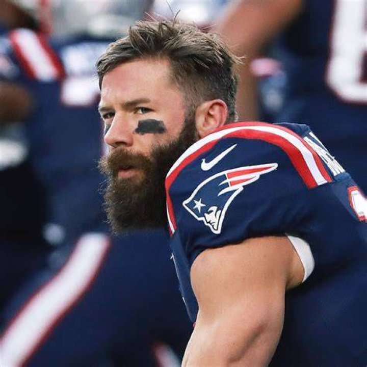 Julian Edelman Pics Julian edelman girlfriend, Julian edelman, Edelman