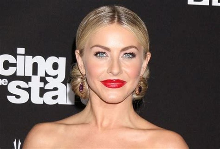 Julianne Hough Net Worth, Salary and Earnings 2023 Wealthypipo