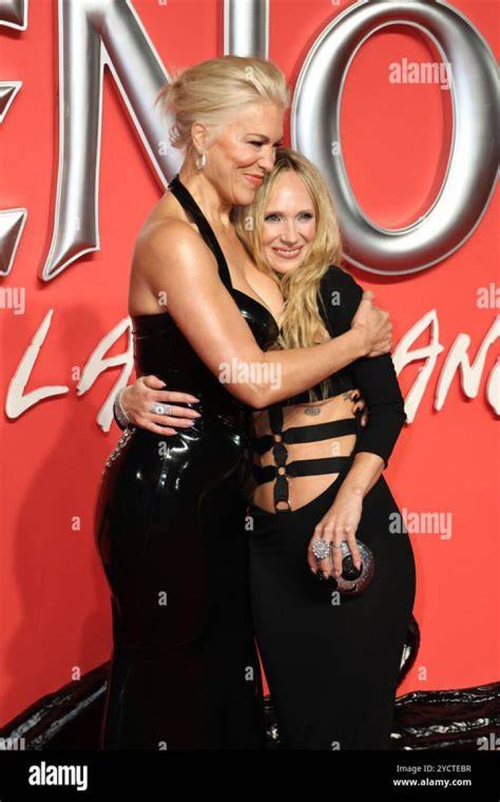 Juno Temple and Hannah Waddingham Manage Their Height Difference With