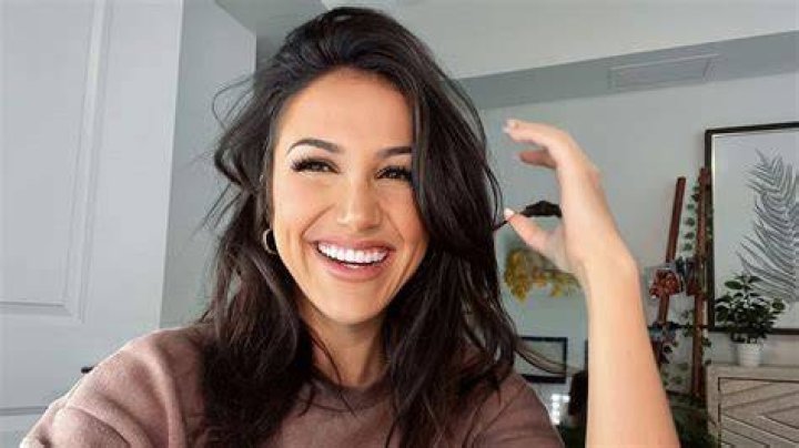 Kat Stickler Net Worth. Divorce from Husband Mike stickler