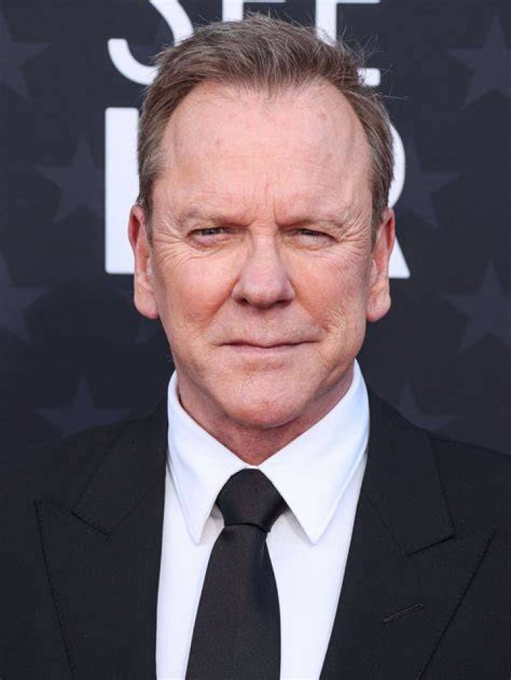 Kiefer Sutherland's Height In Feet: An Exact Measurement