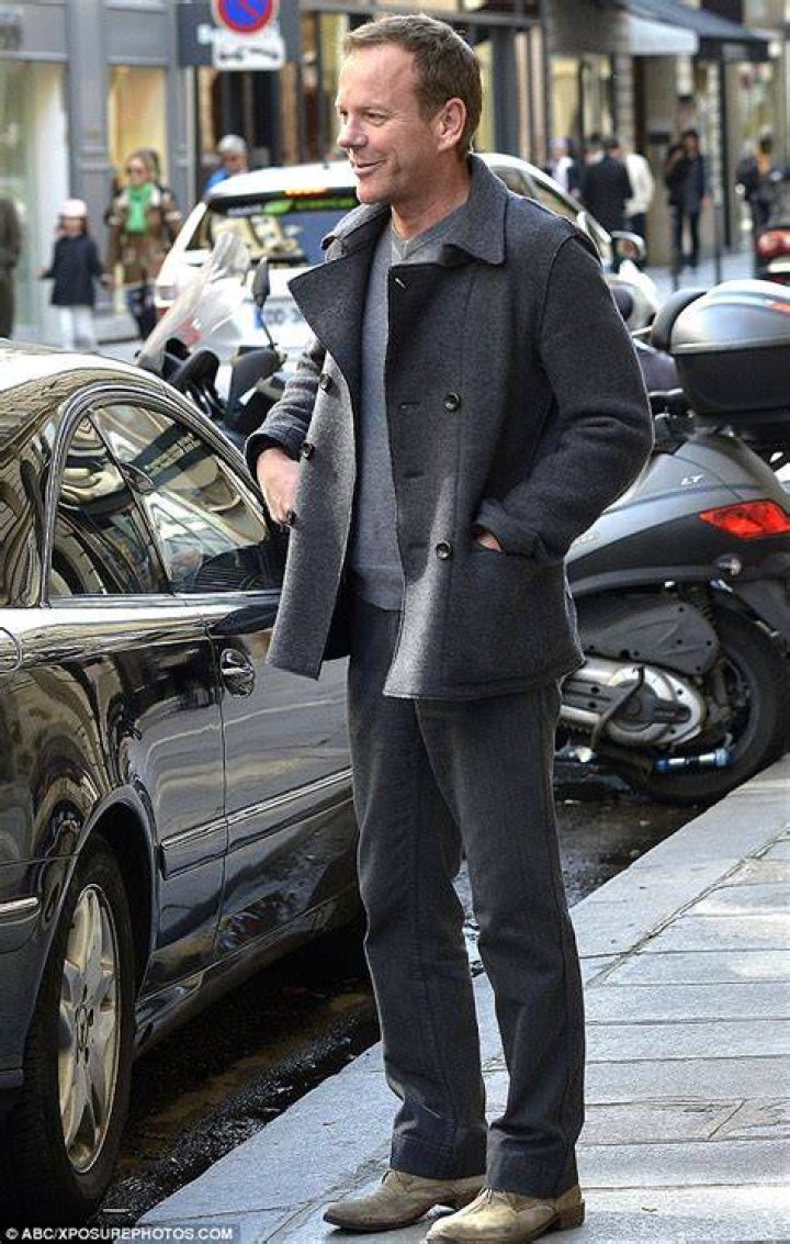 Kiefer Sutherland spotted strolling through the streets of Paris with
