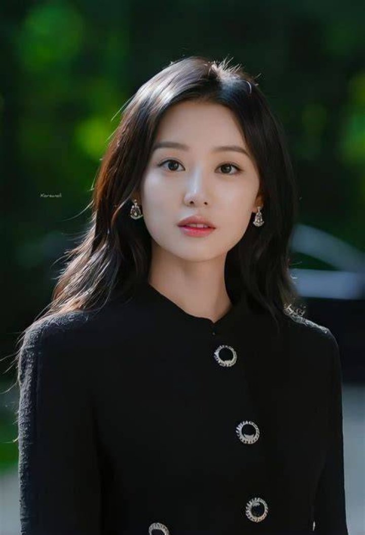 Kim Jiwon Purchased a 6.3 Billion Won Building? Agency, “It’s