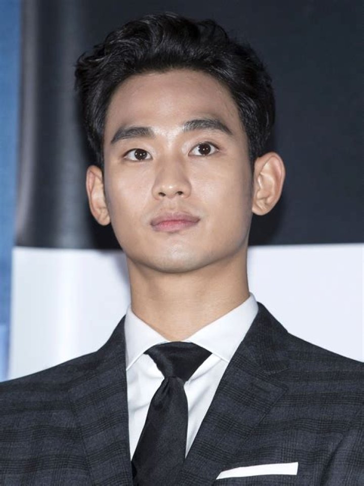 Kim Soo Hyun is impeccably handsome in 'Elle' pictorial wearing 'Mido