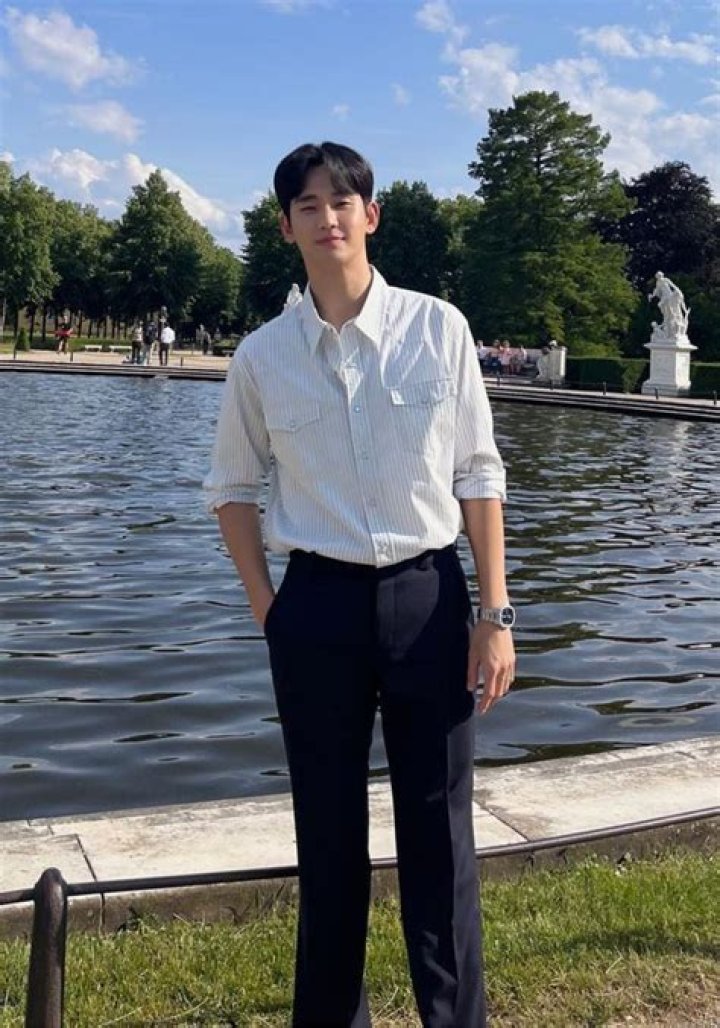 Kim Soo Hyun Profile and Facts (Updated!)