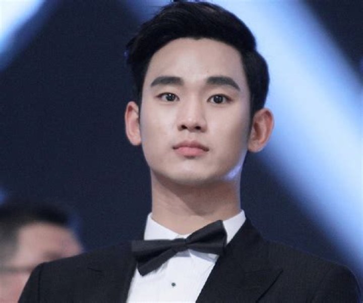 Kim Soohyun Biography Facts, Childhood, Family & Achievements of